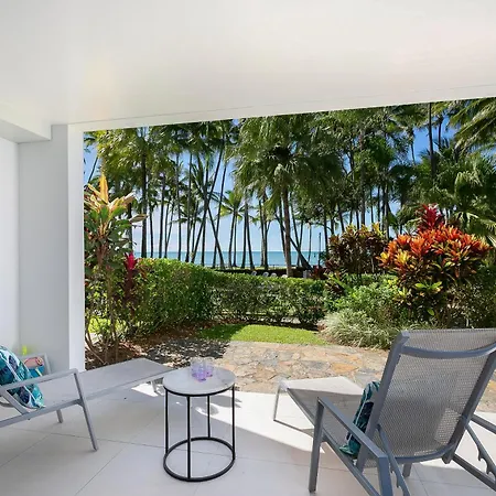 Alamanda Palm Cove By Belle Escapes Room photo